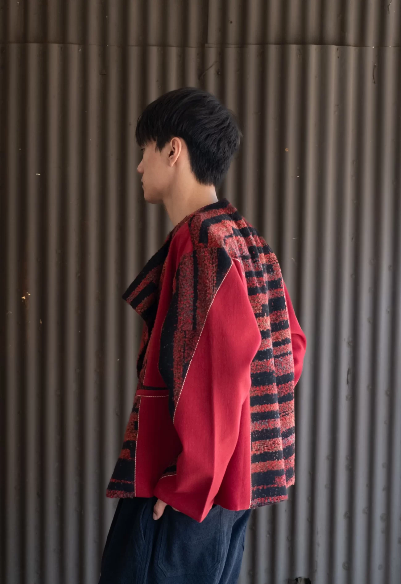 boa black crimson jacket - Image 2